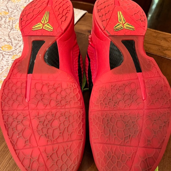 Nike Red and Neon Green Athletic Shoes - Picture 6 of 6